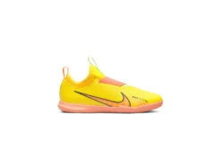 Nike Jr. Mercurial Zoom Vapor 15 Academy Indoor Voetbalschoenen Yellow Strike/Volt Ice/Coconut Milk/Sunset Glow KIDS